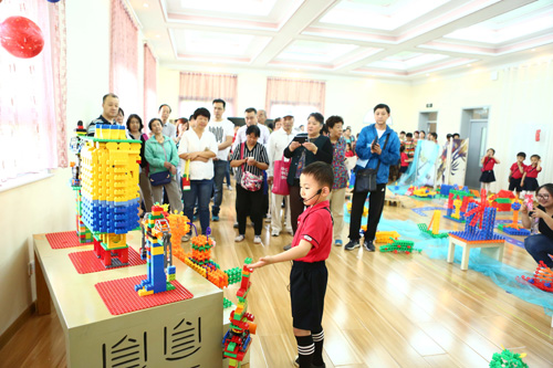 家长进幼儿园1.jpg