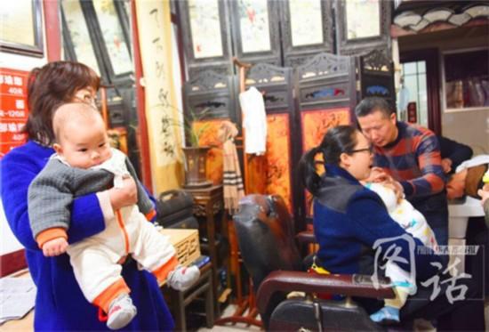 二月二，龙抬头，剃胎发